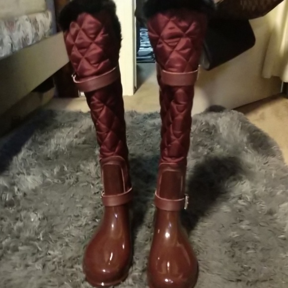 Michael kor rain boots - Picture 3 of 4